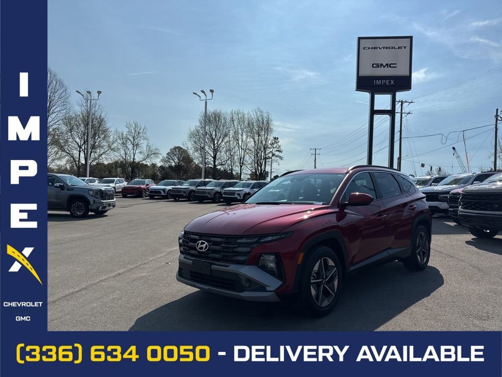 Red 2025 Hyundai Tucson SEL FWD SUV / Crossover Front-Wheel Drive