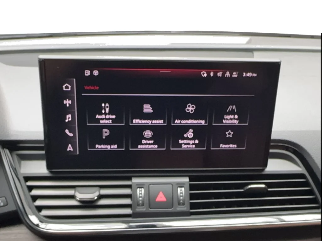Used 2022 Black Audi  image 46