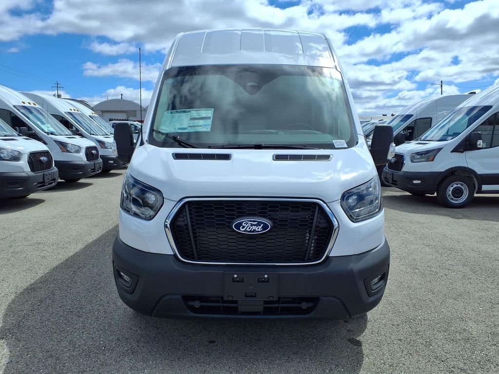 New 2026 Oxford White Ford Cargo Van image 6