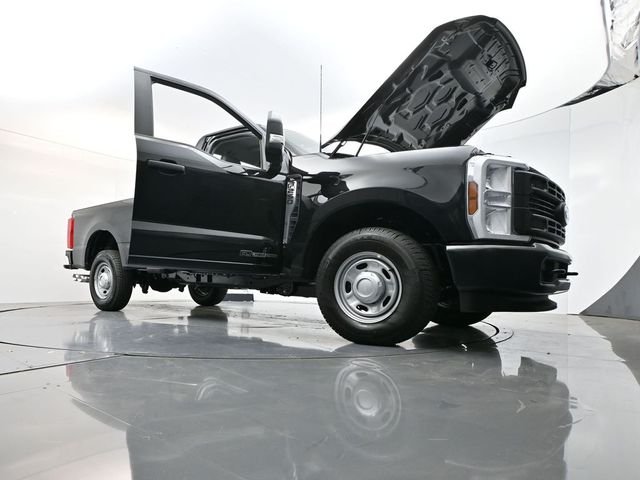 Used 2026 Black Ford XL image 34