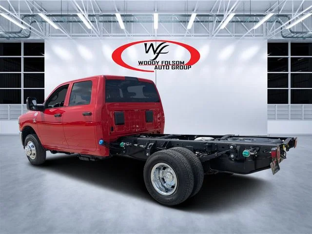 New 2026 Flame Red Clear-Coat Exterior Paint RAM Tradesman image 5