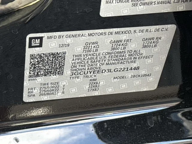 Used 2020 Black Chevrolet RST image 30