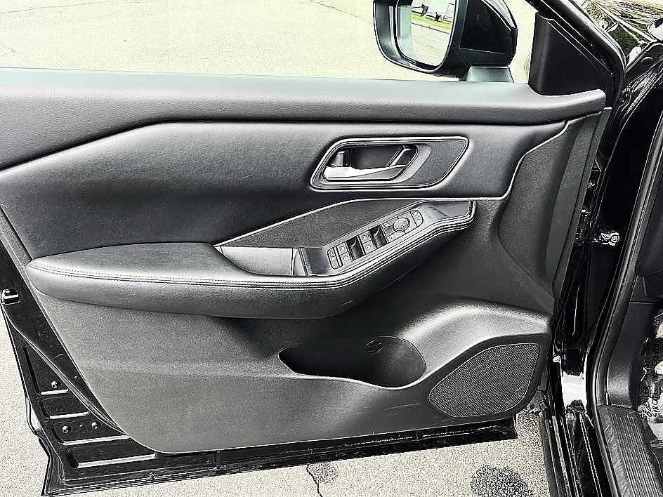 Used 2024 Super Black Nissan SV image 19