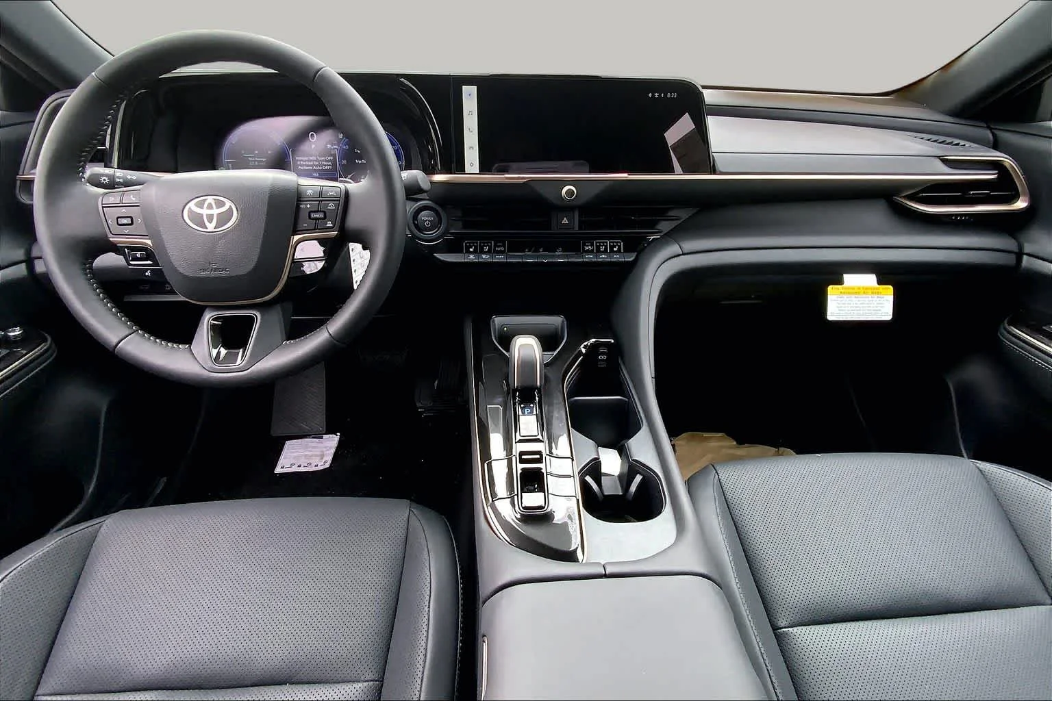 New 2026 Oxygen White Toyota XLE image 5