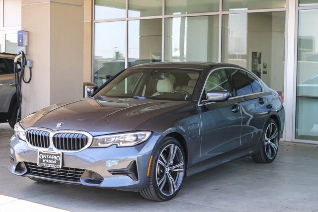 Used 2021 Gray BMW 330e iPerformance image 3