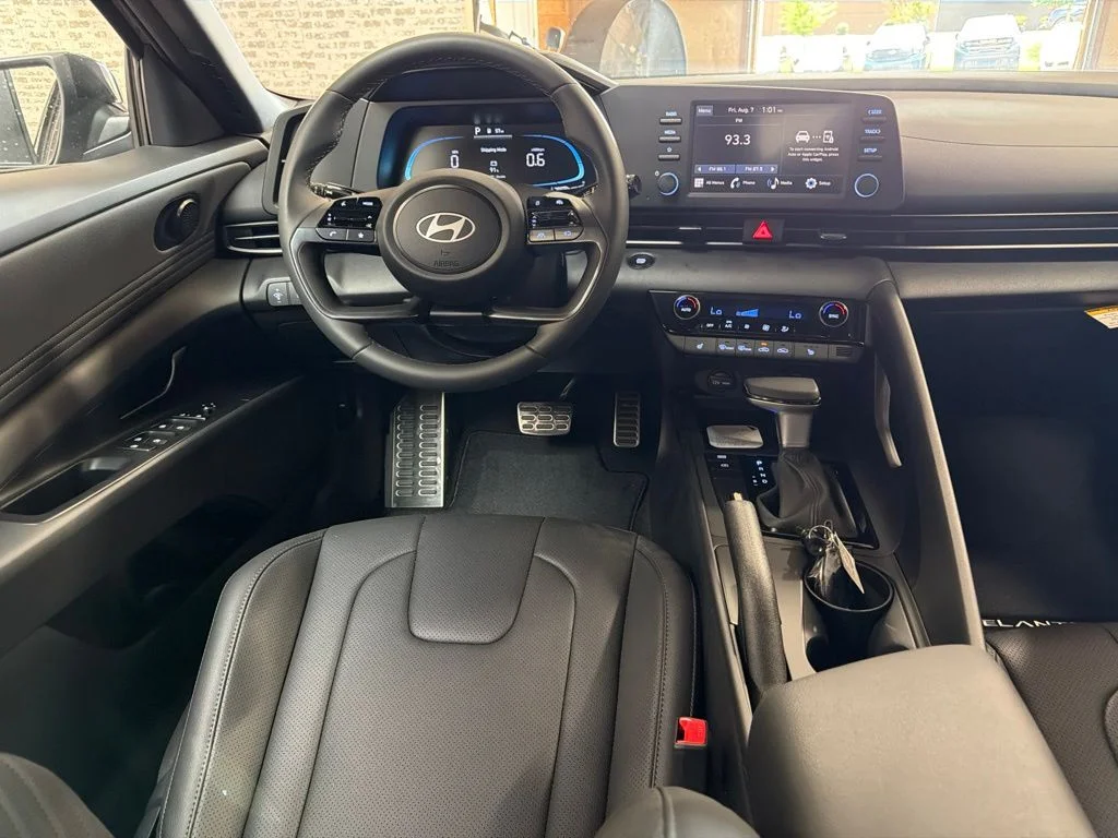New 2026 Amazon Gray Hyundai SEL Sport image 15