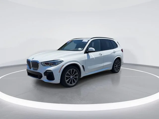 Used 2019 White BMW xDrive40i image 3