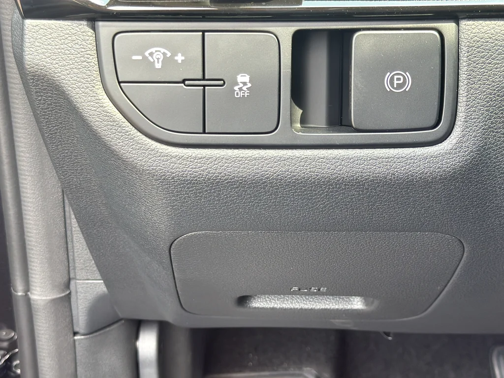 New 2026 Gray Kia LX image 27