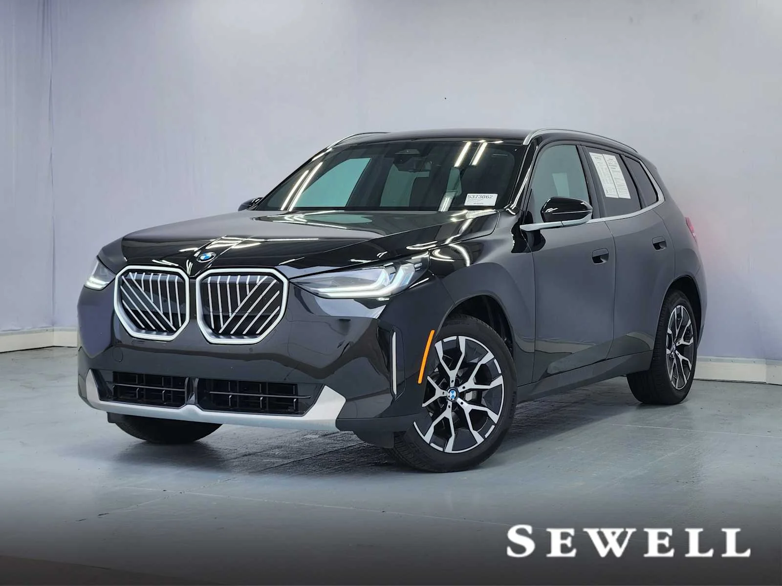 2026 BMW X3 30 XDRIVE's photo