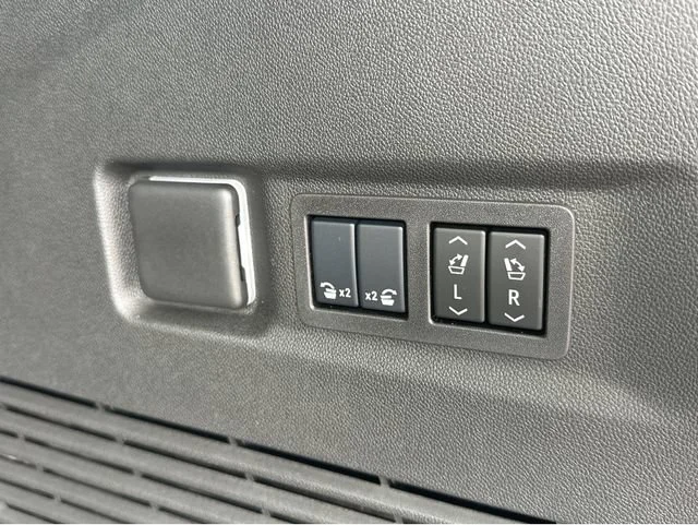 2026 GMC Yukon XL Elevation - Photo 32
