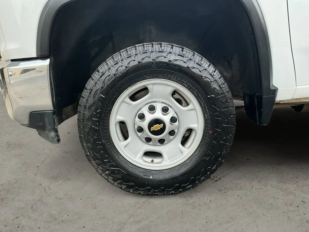 Used 2020 SUMMIT WHITE Chevrolet Work Truck image 9