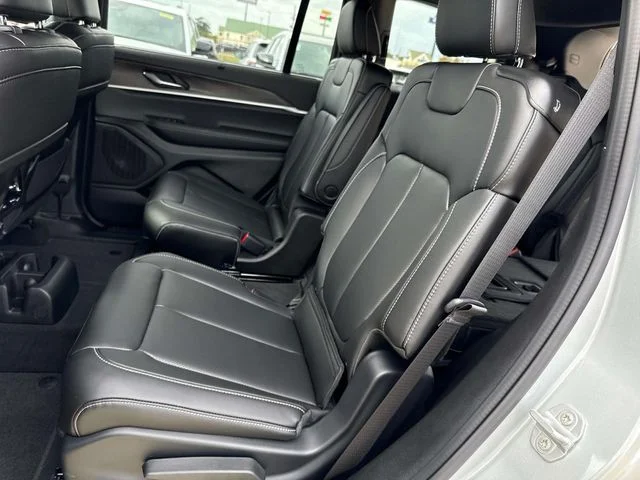 New 2025 Silver Jeep Limited image 9