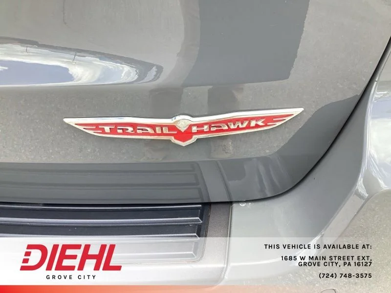 Used 2019 Gray Jeep Trailhawk image 14