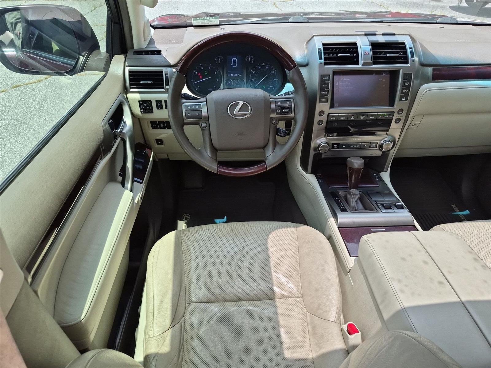 Used 2015 Claret Mica Lexus  image 34