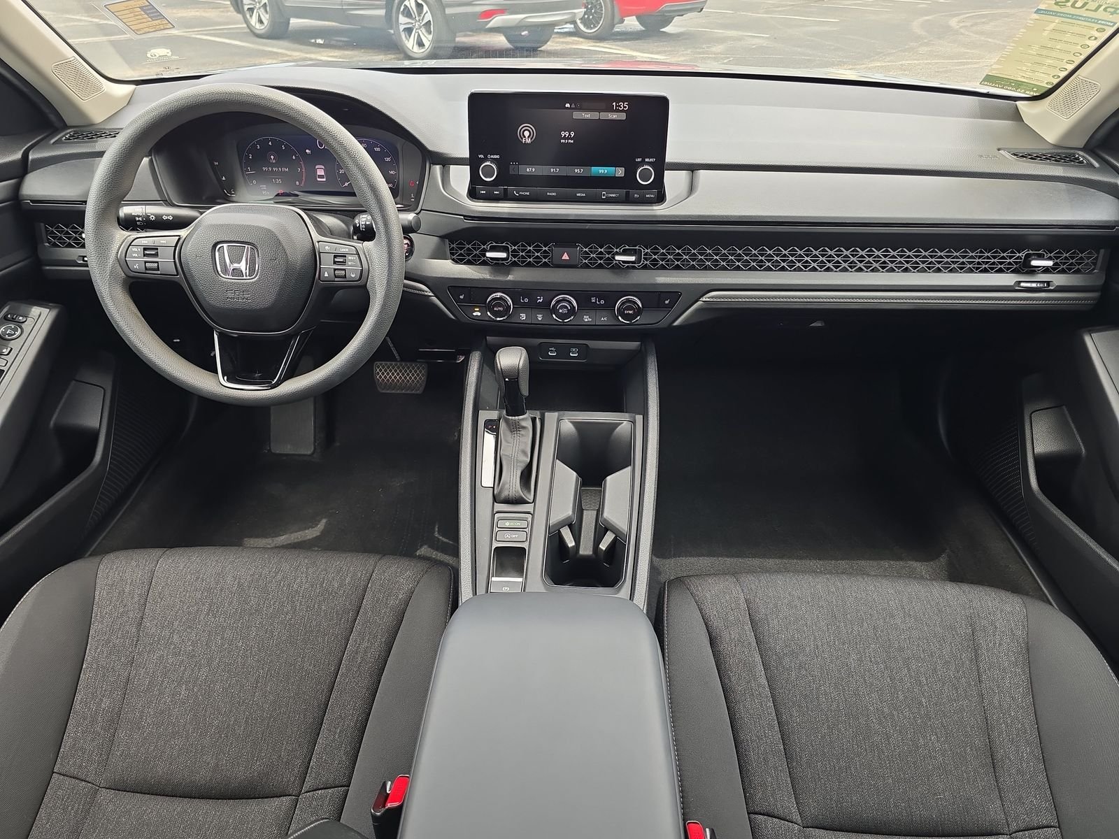 2025 Honda Accord SE - Photo 9