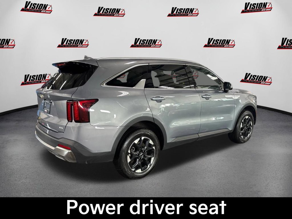 Used 2025 Silver Kia S image 6