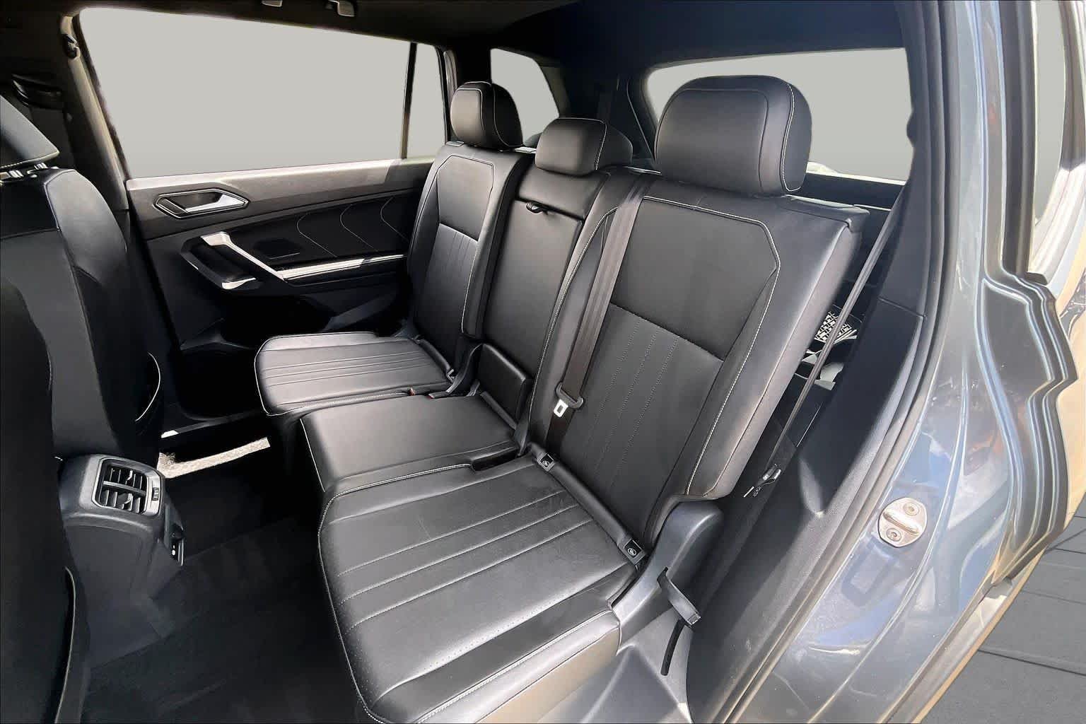 Used 2022 Platinum Gray Metallic Volkswagen SE R-Line Black image 19