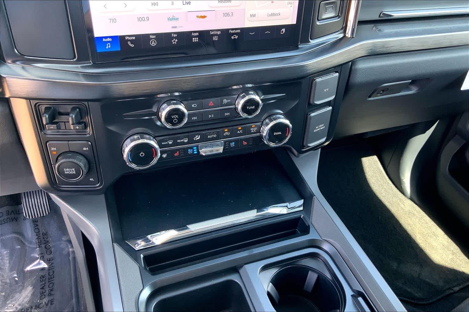 New 2026 Avalanche Ford F-350® Lariat® image 19