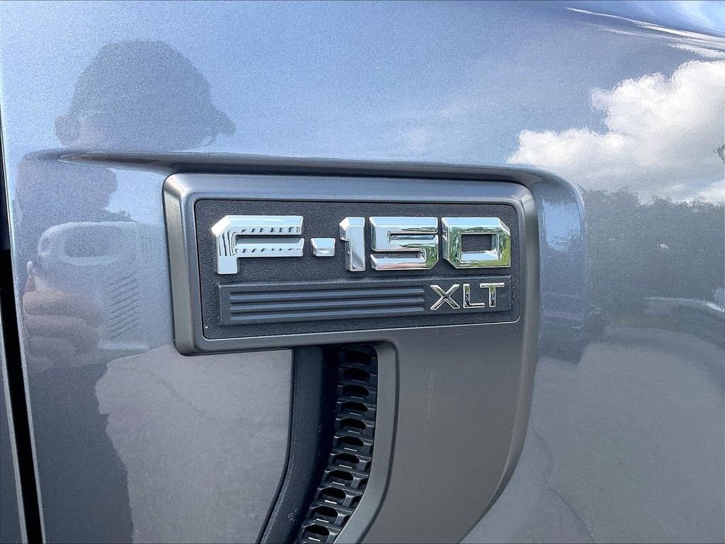 Used 2023 Carbonized Gray Metallic Ford XLT image 27