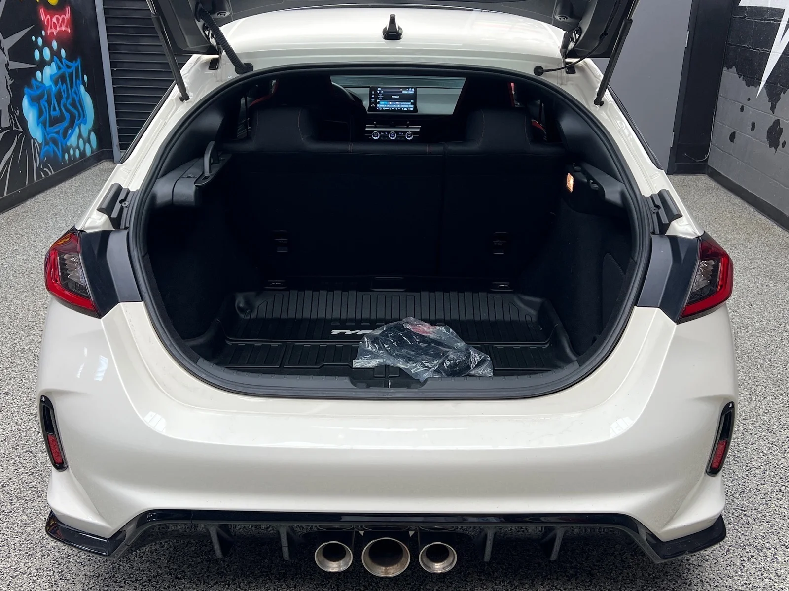 Used 2024 Championship White (wh) Honda Type R image 23