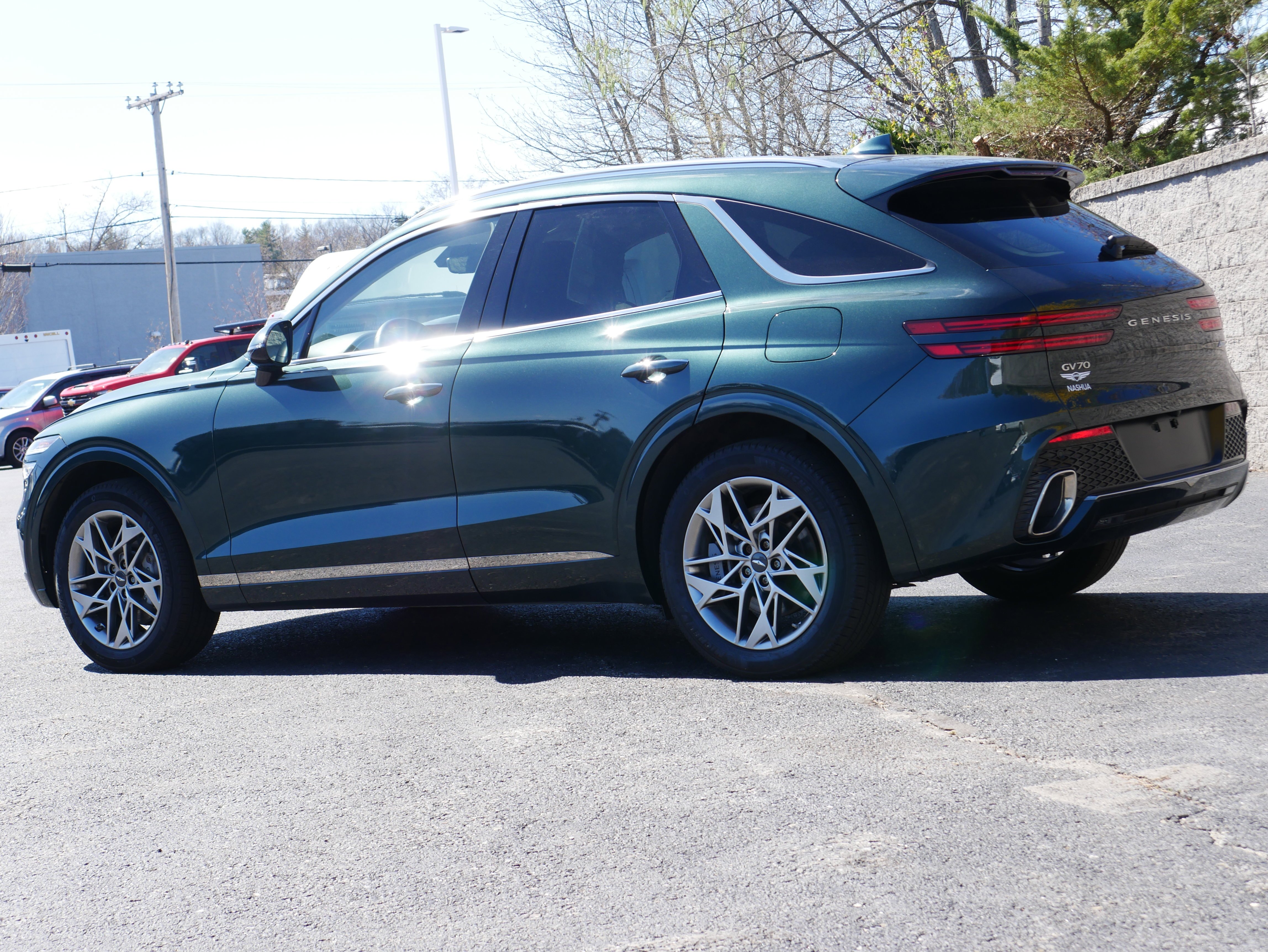 Used 2023 Green Genesis 2.5T AWD image 4