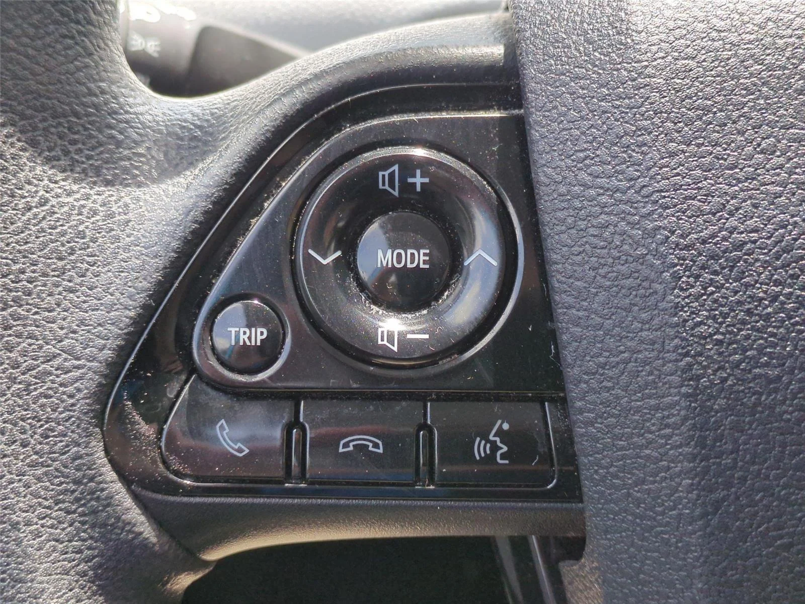 Used 2020 Electric Storm Blue Toyota XLE image 19