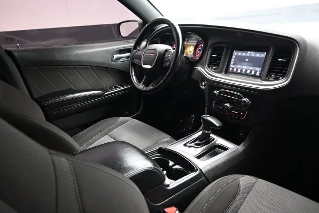 Used 2021 White Dodge SXT image 13