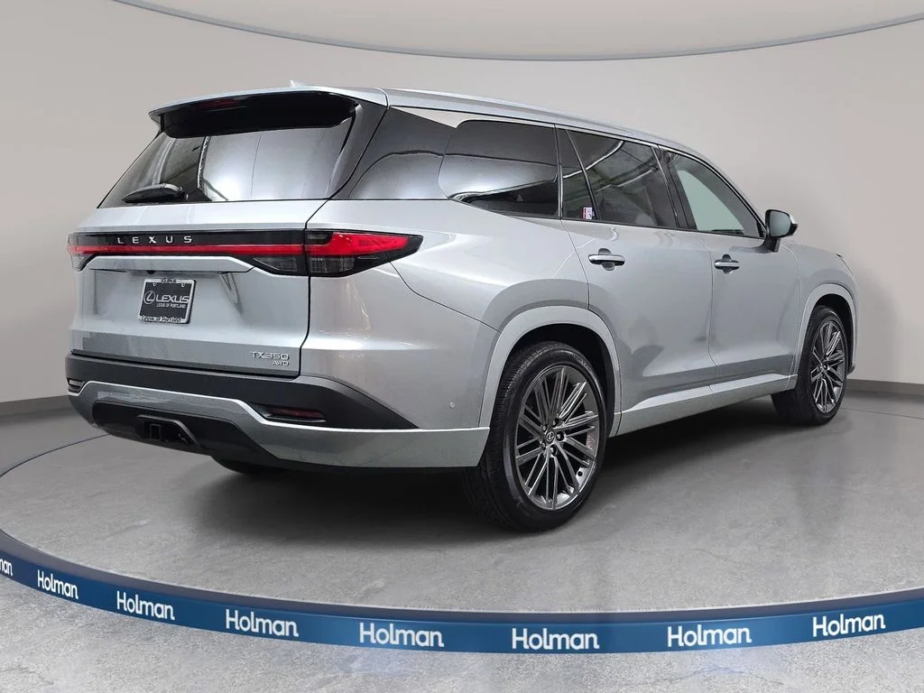 New 2026 Silver Lexus 350 Luxury image 5