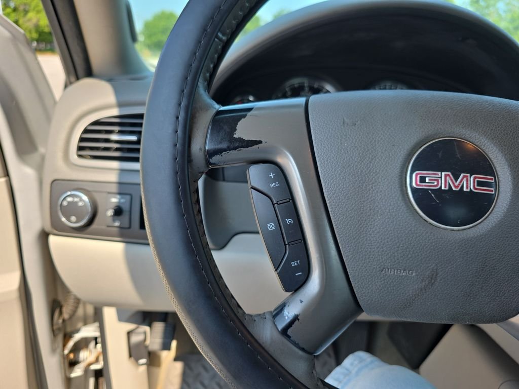 Used 2011 Silver GMC SLT image 21