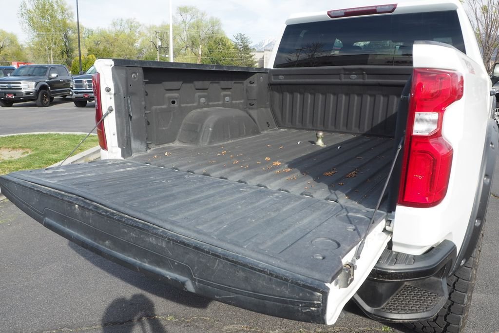 Used 2020 White Chevrolet LT Trail Boss image 17