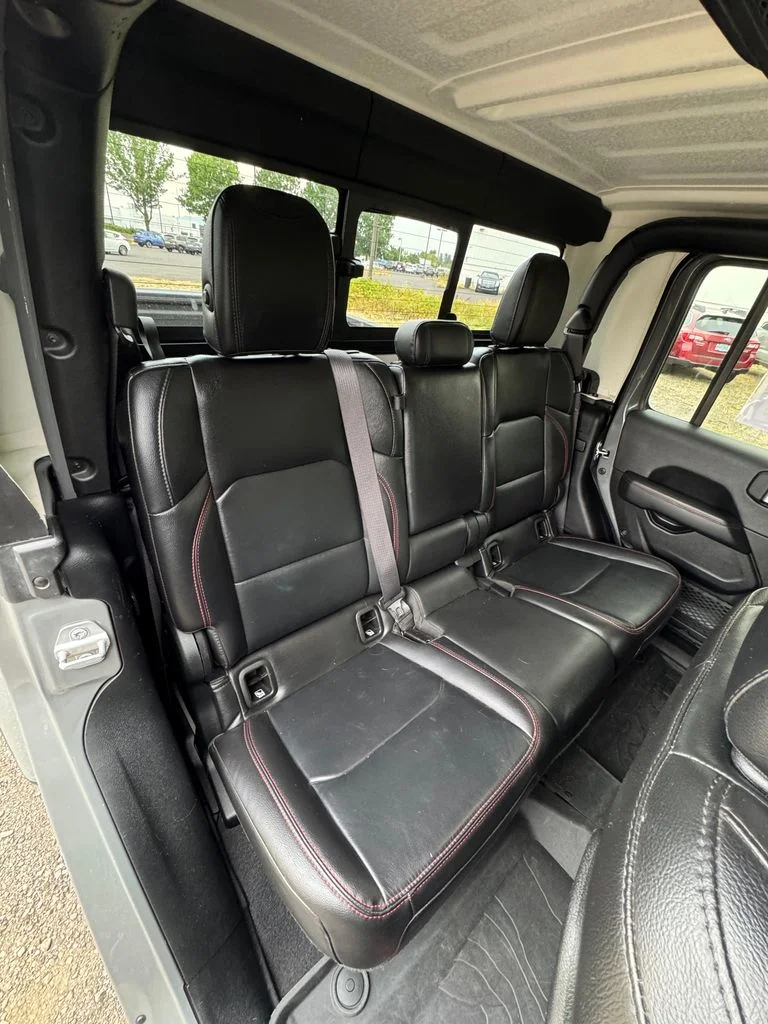 Used 2021 Sting-Gray Clearcoat Jeep Rubicon image 24