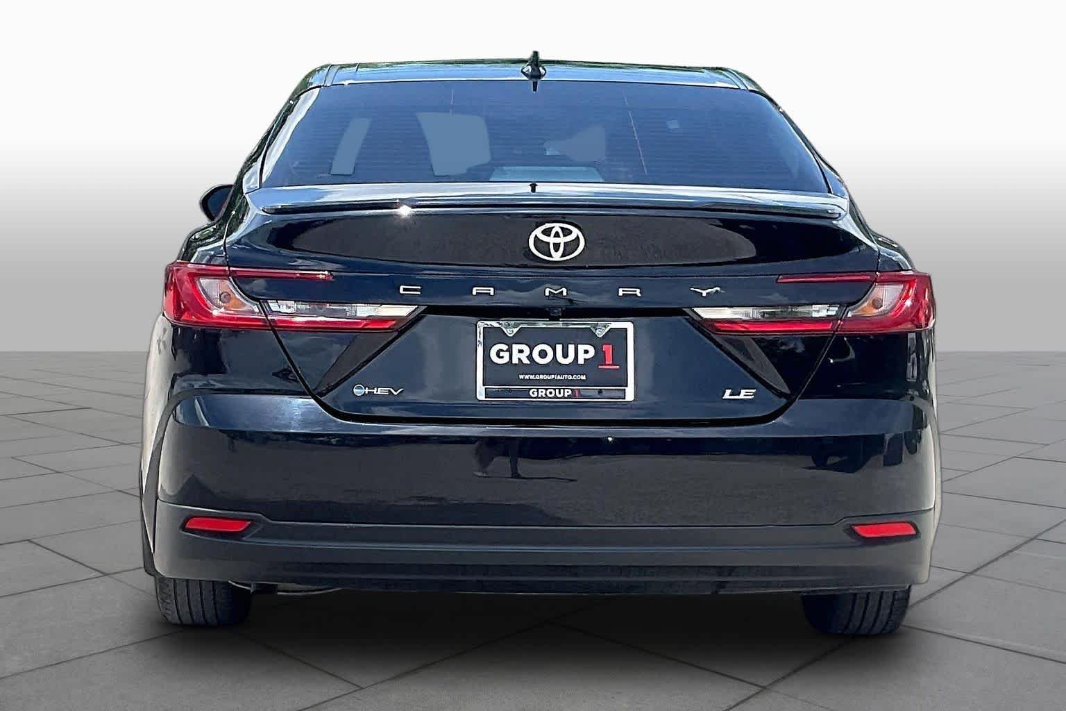 Used 2025 Midnight Black Metallic Toyota LE image 5
