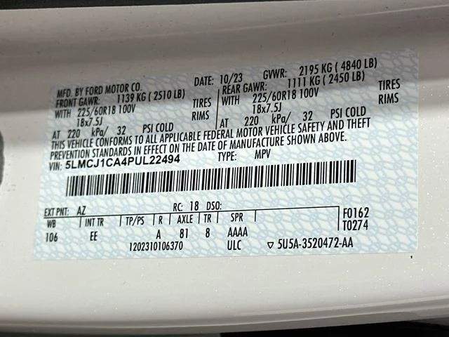 Certified Used 2023 White Lincoln Standard image 28