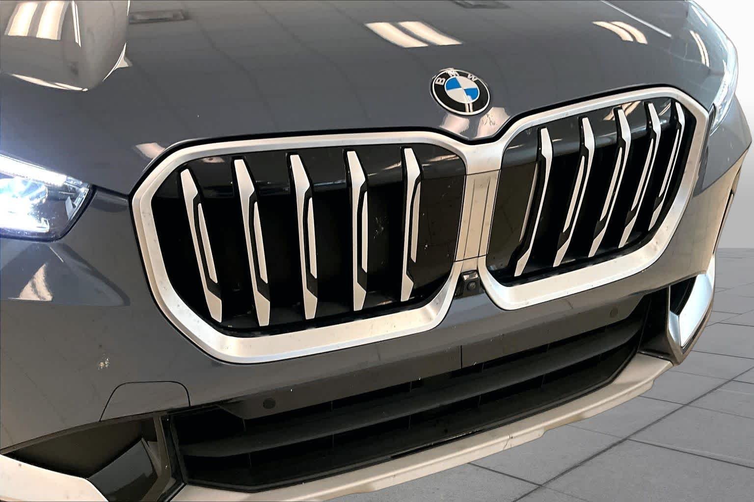 Used 2025 Storm Bay Metallic BMW xDrive28i image 29