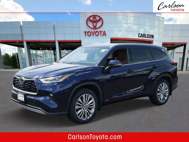 2023 Toyota Highlander Hybrid Platinum