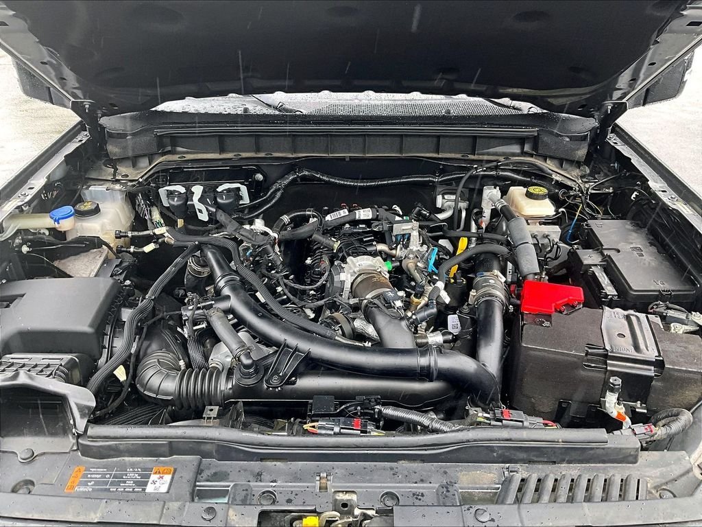 Used 2021 Gray Ford Wildtrak image 26
