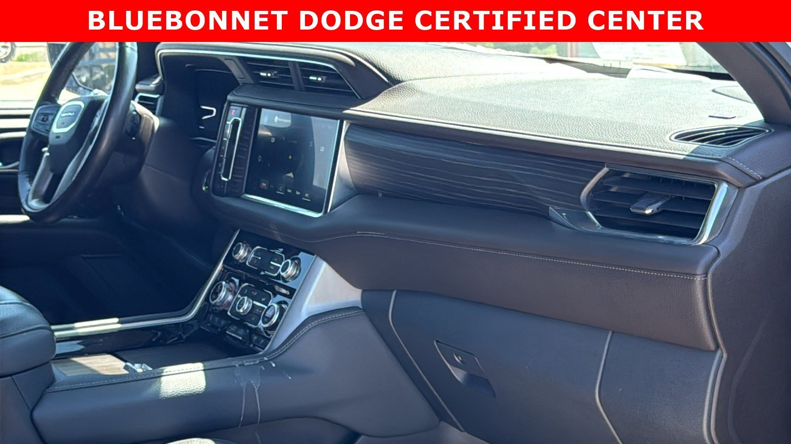 Certified Used 2022 White Frost Tricoat GMC Denali image 29