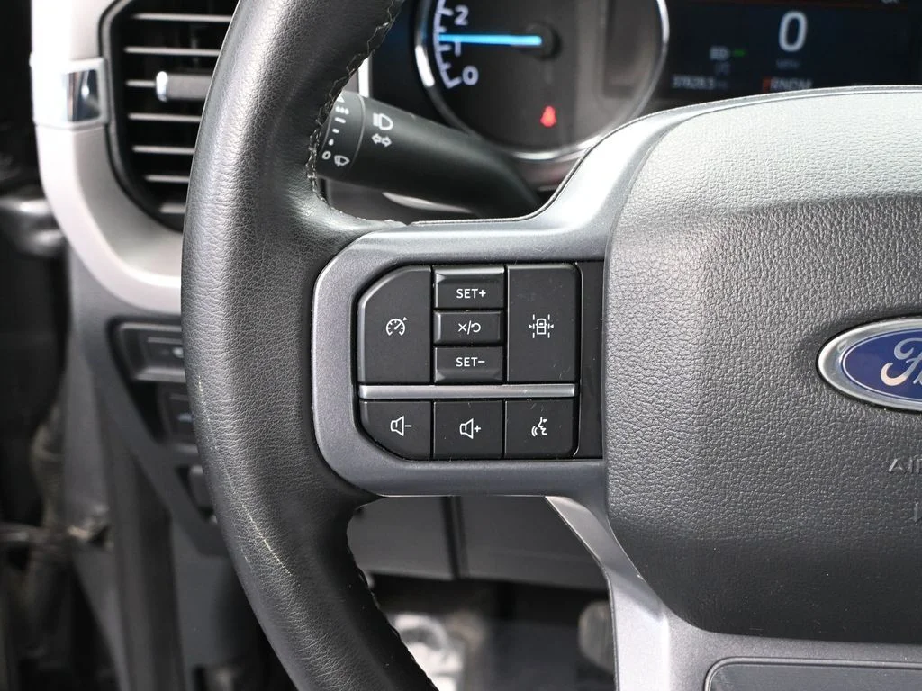 Used 2023 Blue Ford XLT image 30