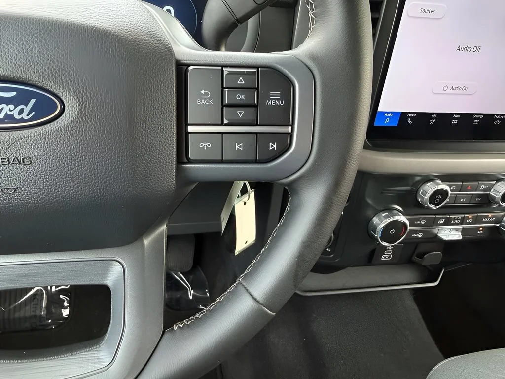 Used 2025 White Ford XLT image 22