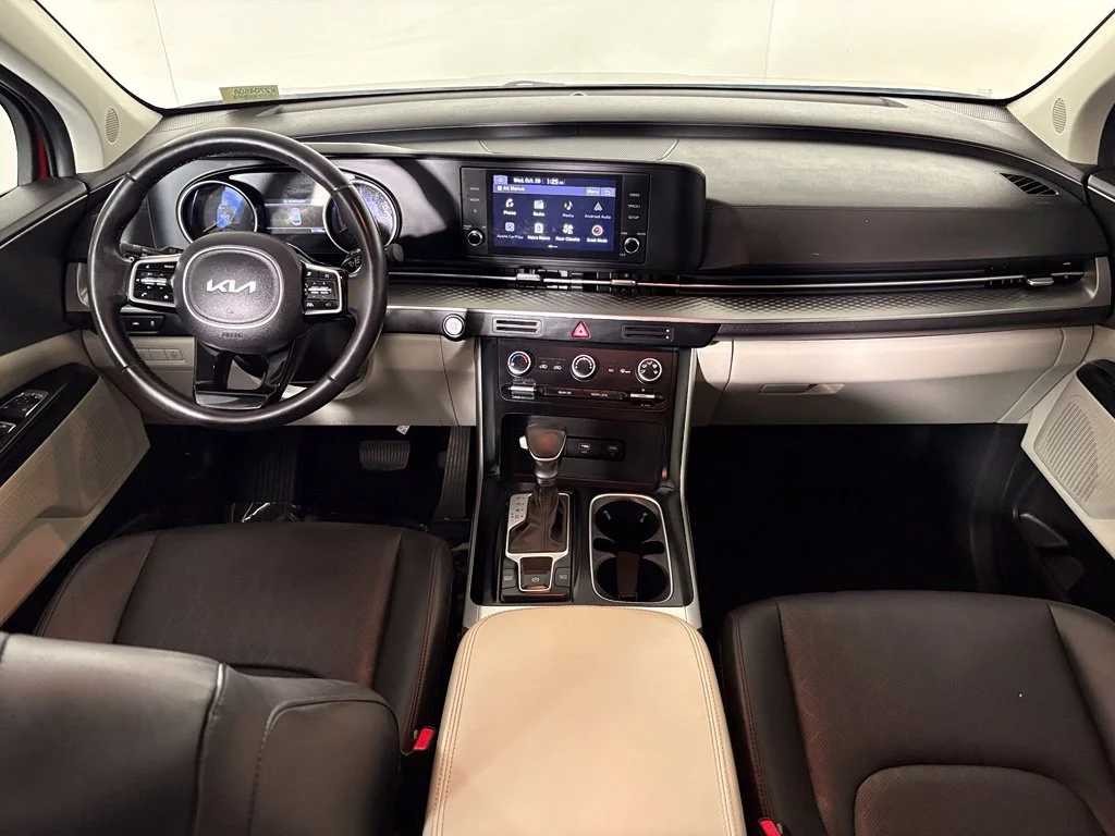 Used 2022 Red Kia LXS image 32