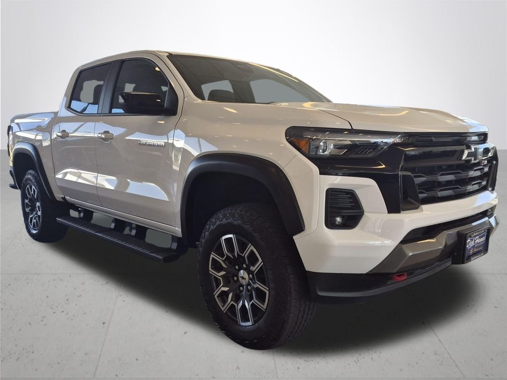 Used 2026 White Chevrolet Z71 image 5