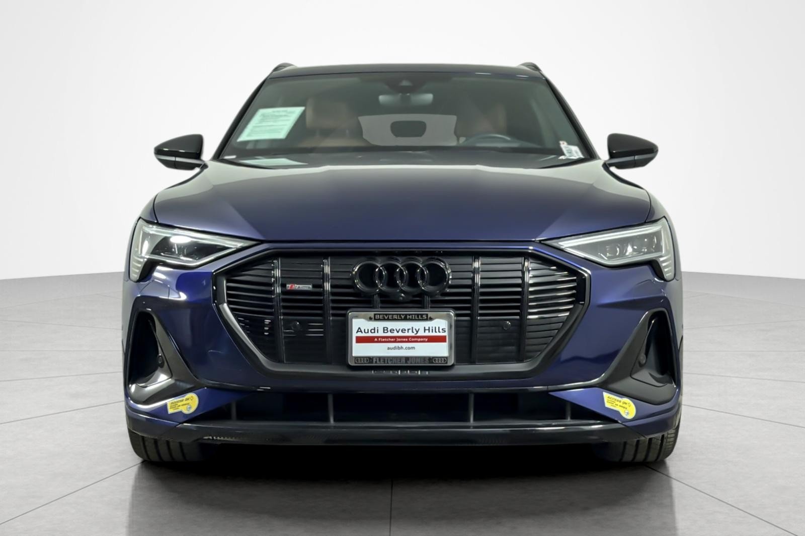 Used 2022 Navarra Blue Metallic Audi Chronos quattro image 8