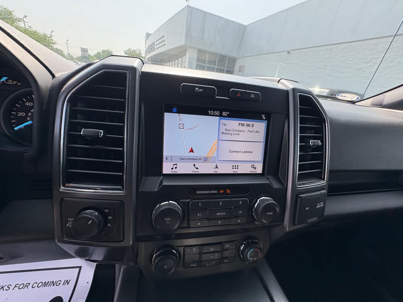 Used 2019 Agate Black Ford XLT image 28