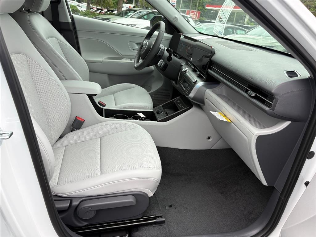 New 2026 Atlas White Saw Hyundai SEL Premium image 42