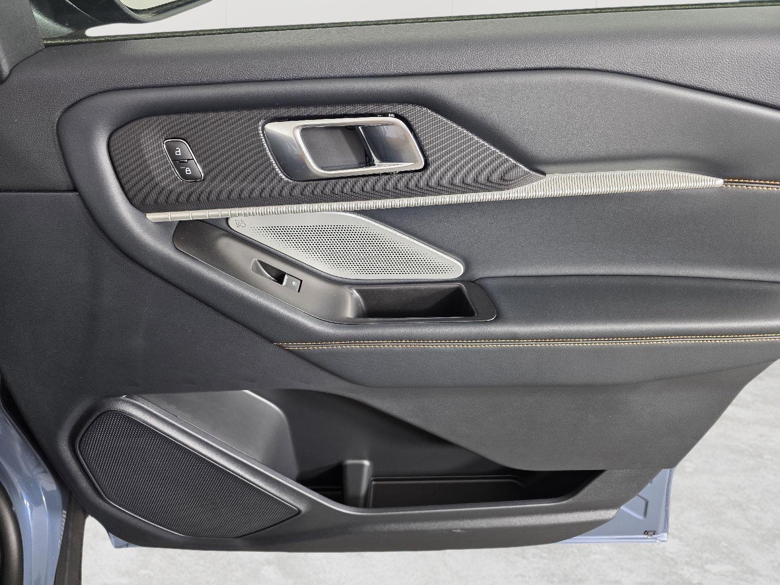 New 2026 Vapor Blue Metallic Ford Tremor® image 73