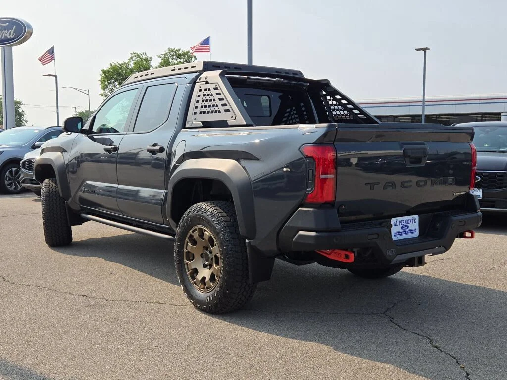 2024 Toyota Tacoma Trailhunter - Photo 13