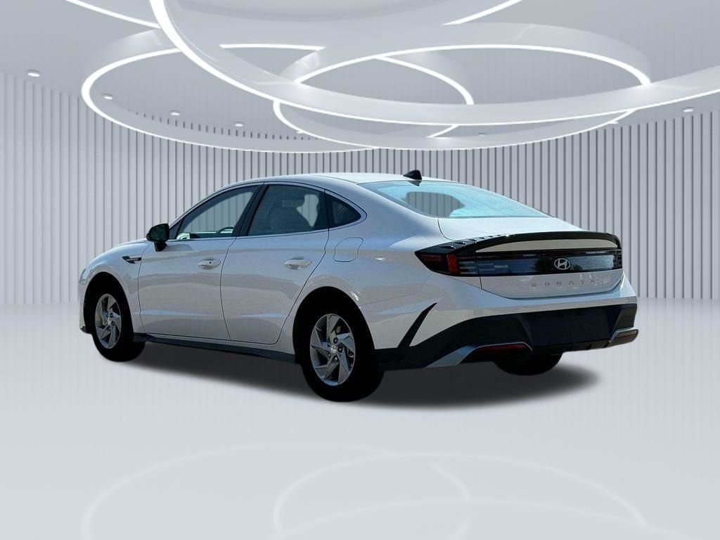 2025 Hyundai Sonata SE - Photo 24