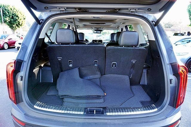 Used 2022 Silver Kia SX image 12