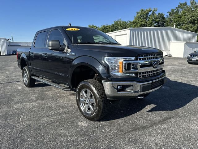 Used 2019 Black Ford XLT image 11