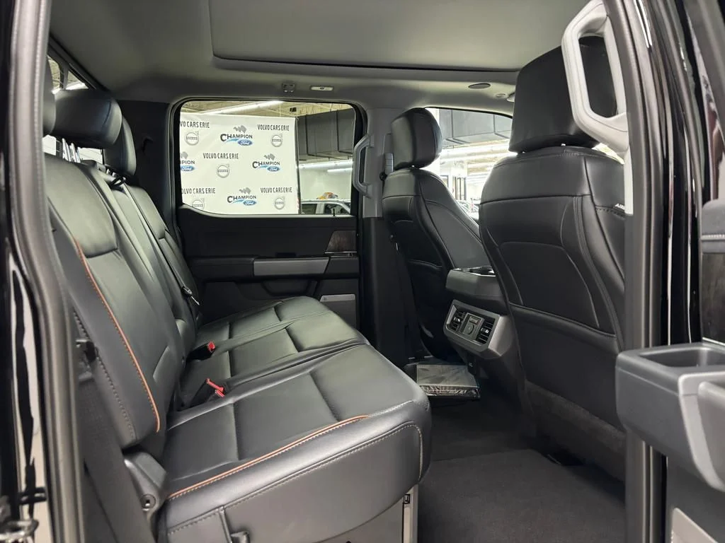2026 Ford F-350 Super Duty Lariat - Photo 13